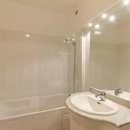 La Sarlaterra - Appt Avec Piscine Partagee Apartment